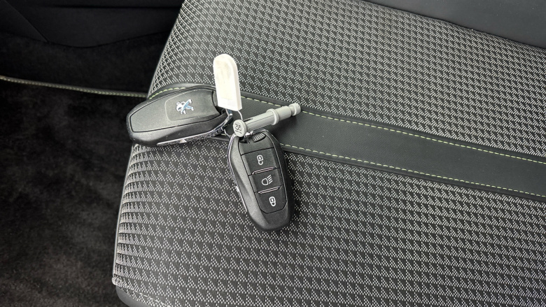 Peugeot 208 1.2 PureTech 100 GT 5dr Petrol Hatchback